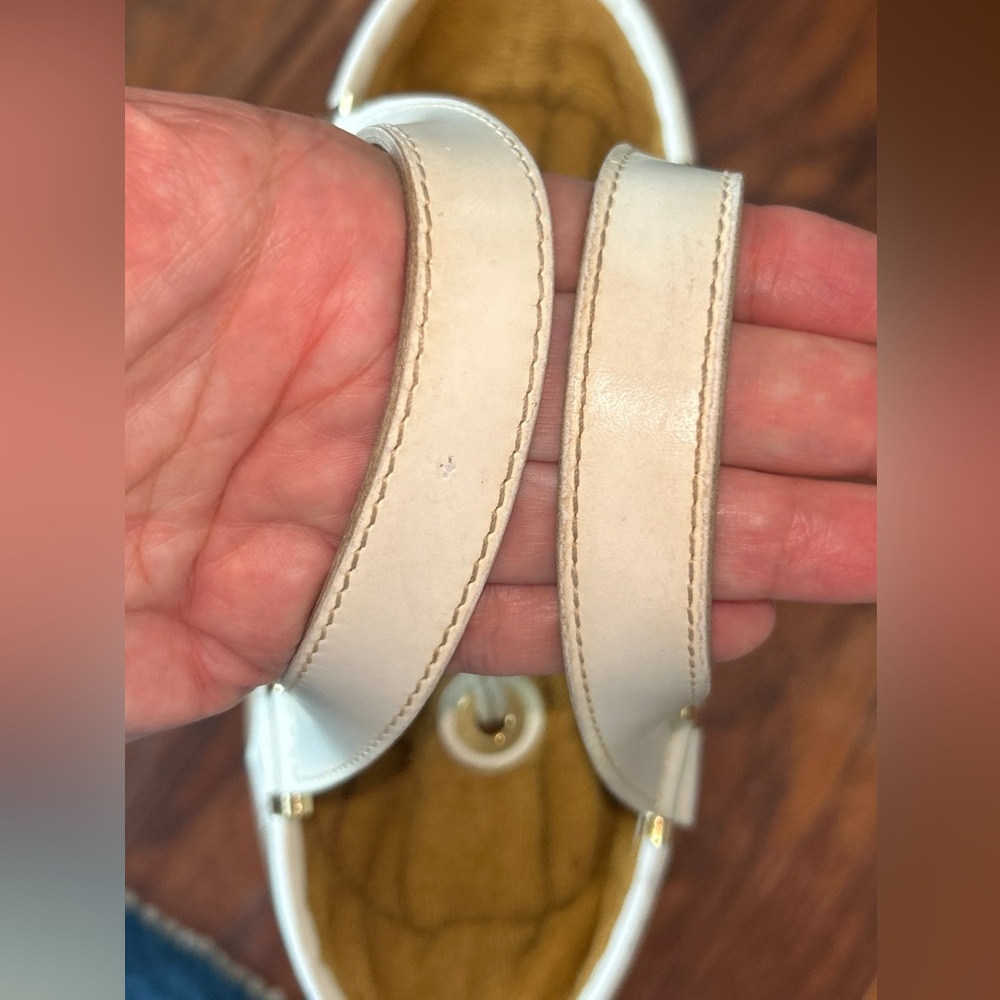 LOUIS VUITTON EPI PLAGE LAGOON Tote Bag - Picture 8 of 14